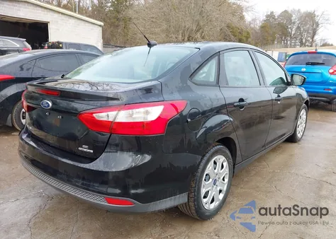 2012 Ford Focus Se из США, поврежденный, VIN 1FAHP3F2XCL419717